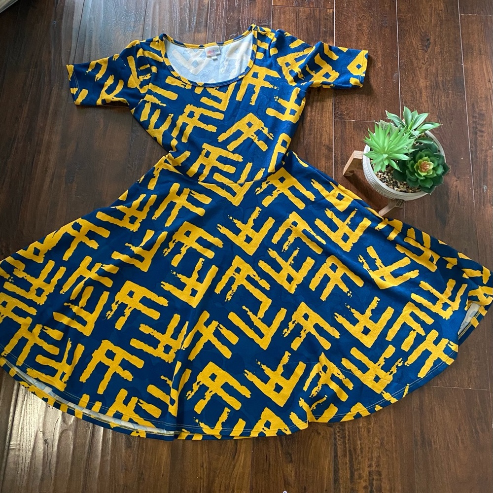 Lularoe Nicole dress